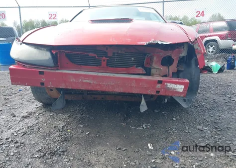 2001 Ford Mustang из США, поврежденный, VIN 1FAFP40451F185277